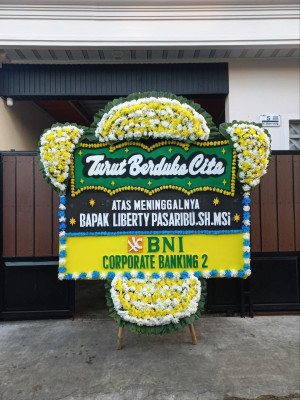 Papan Bunga Duka di Pujon