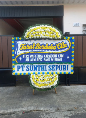 Papan Bunga Duka di Pujon