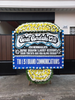 Papan Bunga Duka di Pujon